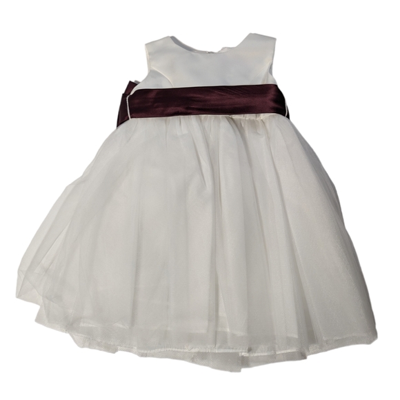 Sweet Kids USA Formal Special Occasion Dress - Size Small - Picture 5 of 9